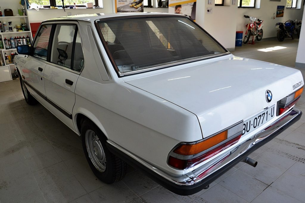 BMW E28 520i 5