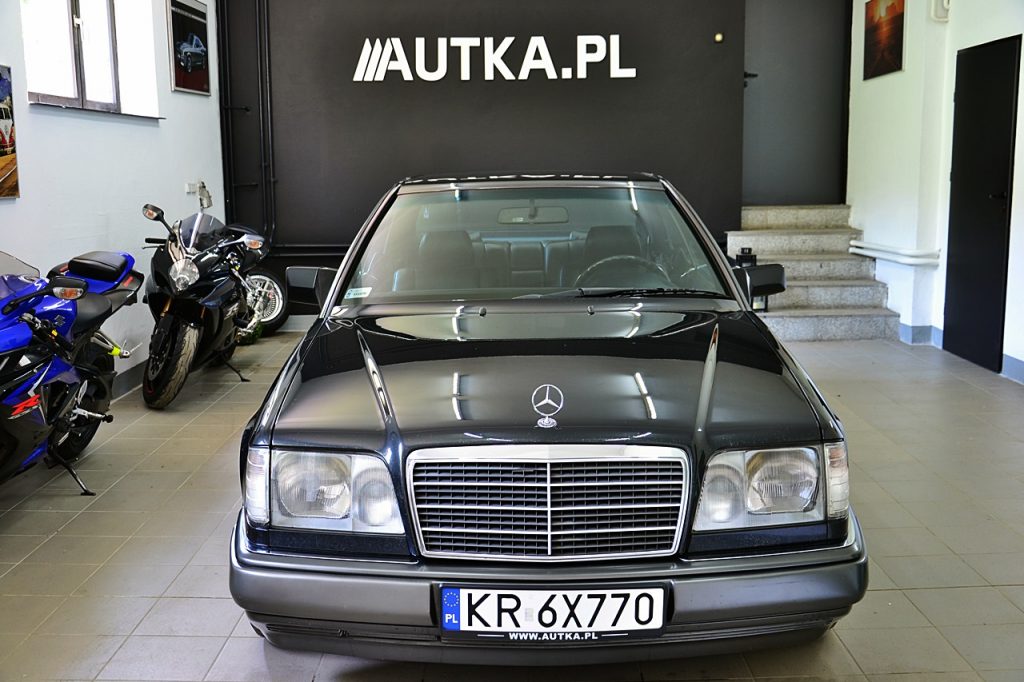 Mercedes W124 Coupe 3