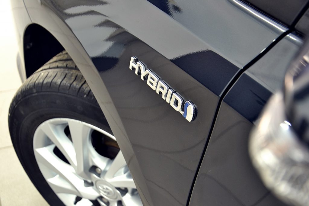 Toyota Auris 1.8 hybrid 2015 rok 5