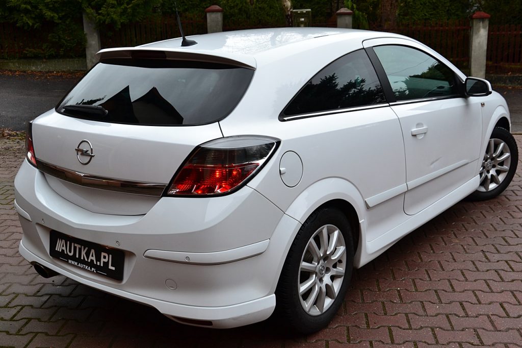 Opel Astra 1.6 turbo OPC 2
