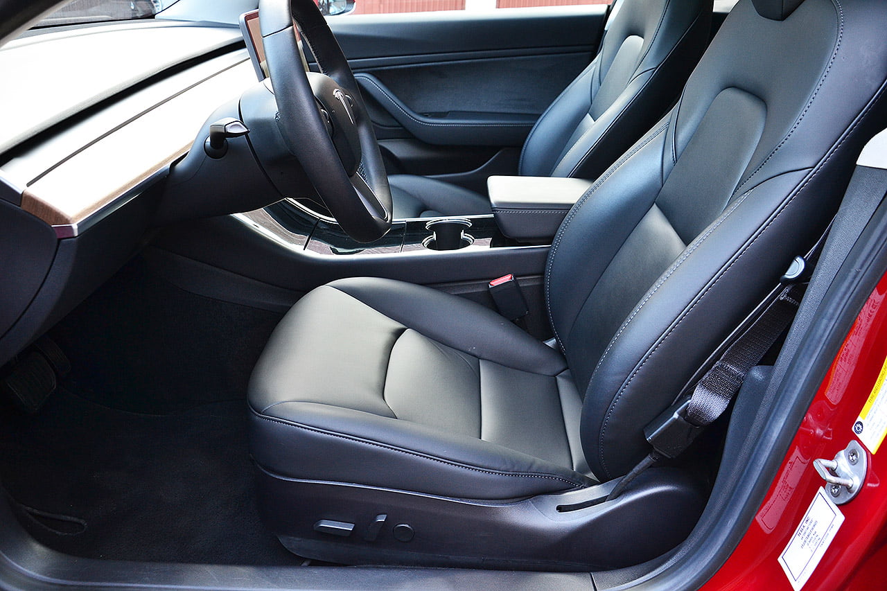 Tesla Model 3 AWD LR 7