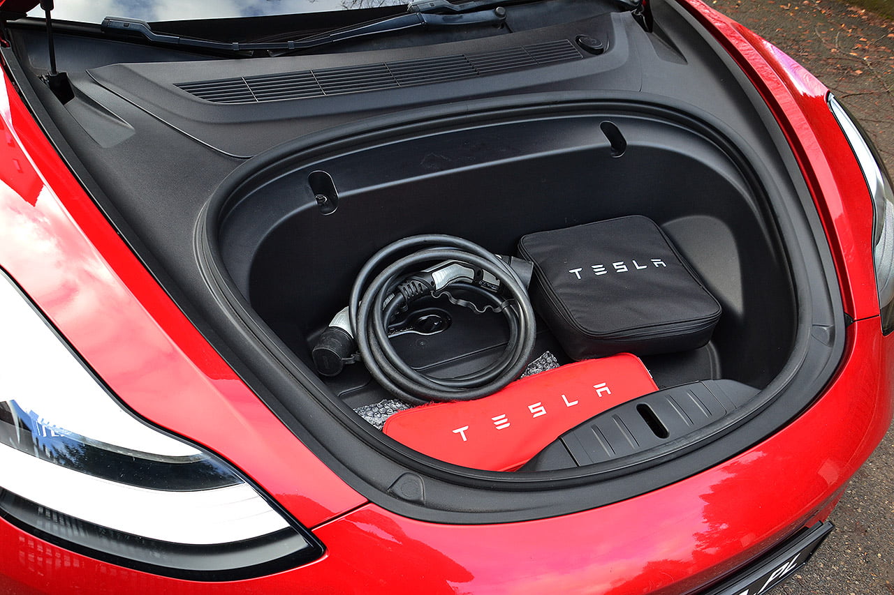 Tesla Model 3 AWD LR 2