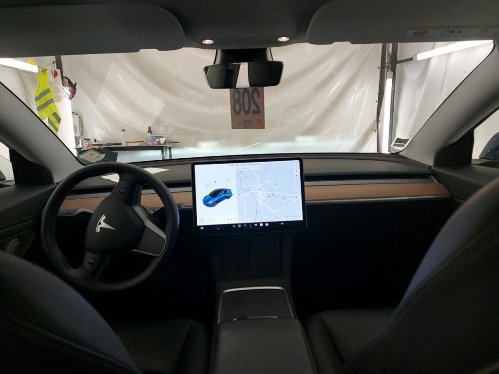 TESLA MODEL 3 Standard Range Plus 2021 5