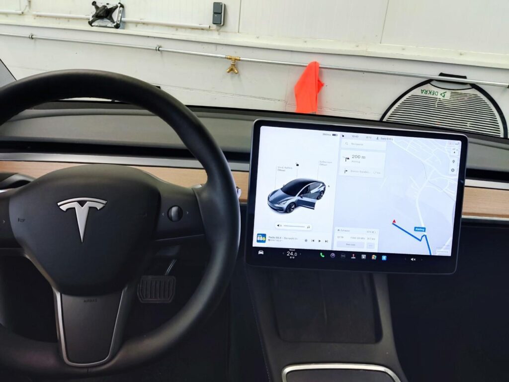 TESLA MODEL 3 LONG RANGE 2021 6