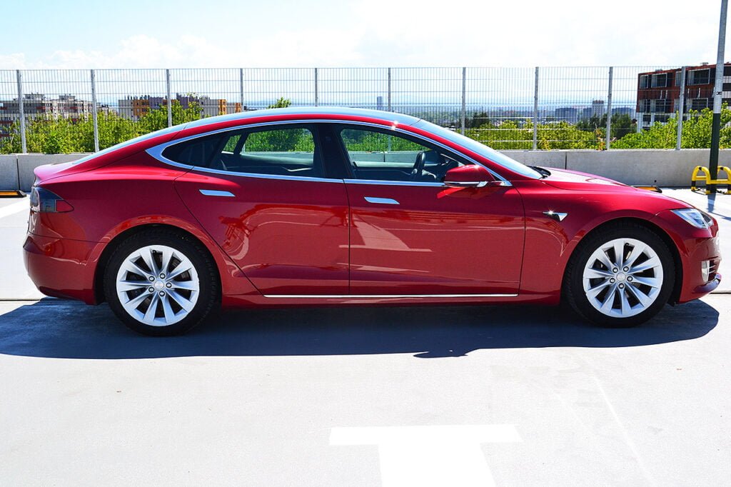 TESLA MODEL S 75D 2018 czerwona 6