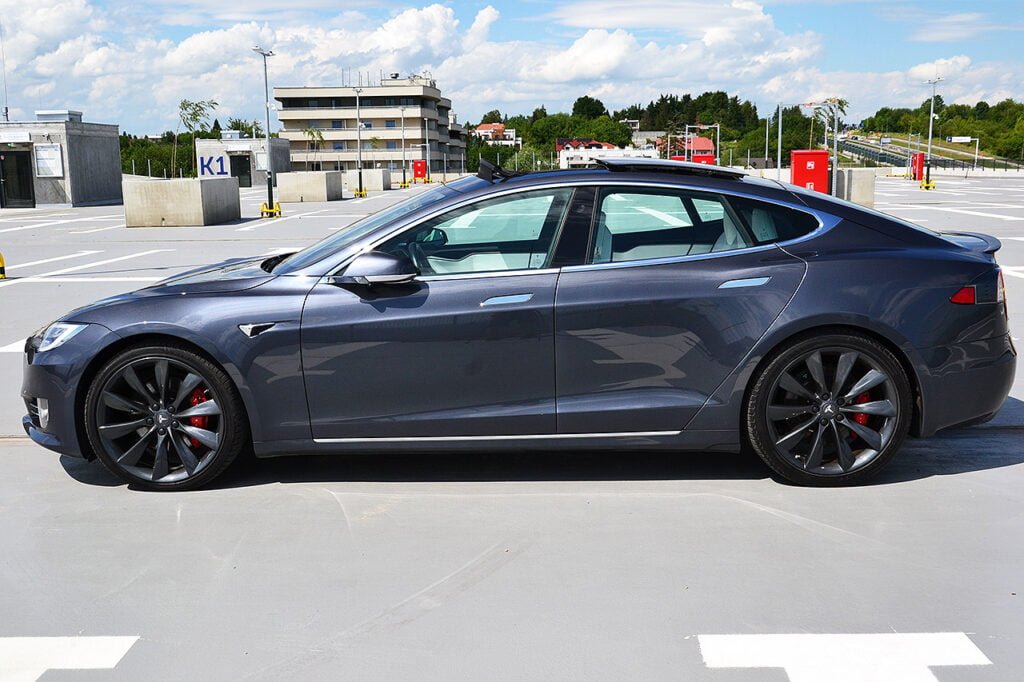 TESLA MODEL S P100D Ludicrous+ 772 KM 5