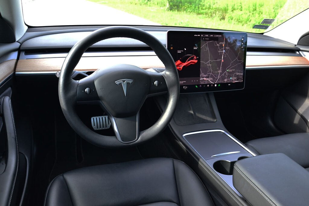 TESLA MODEL 3 PERFORMANCE 2021 35