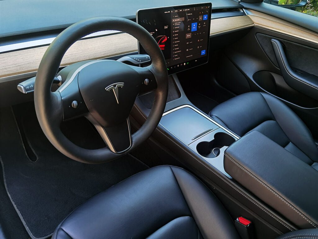 TESLA MODEL 3 PERFORMANCE 2021 17