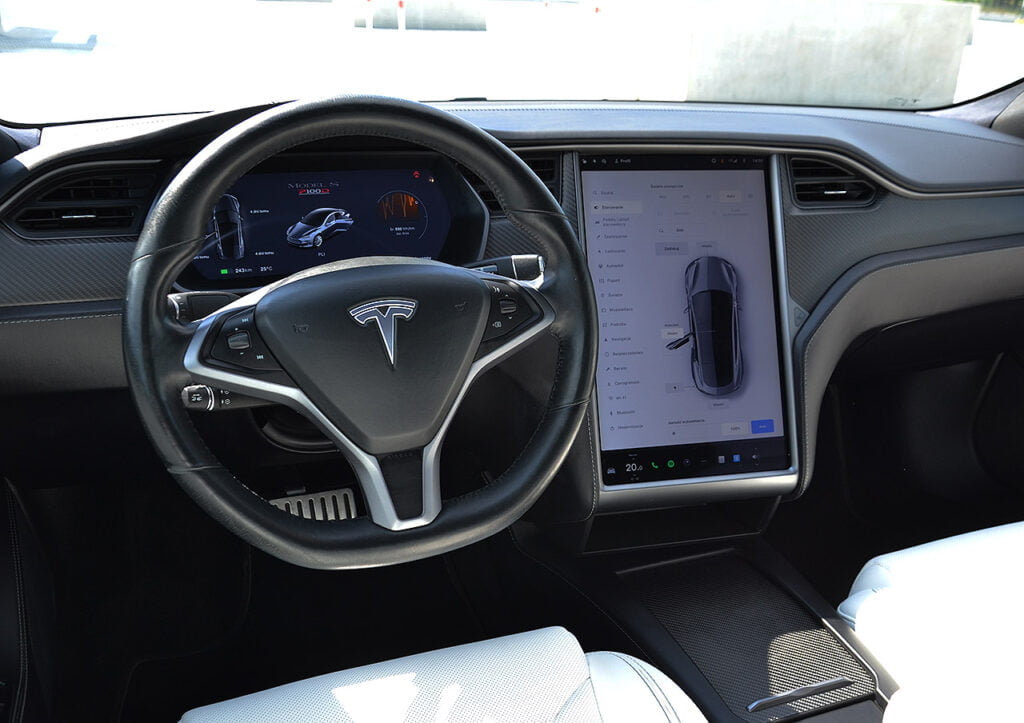 TESLA MODEL S P100D Ludicrous+ 772 KM 18