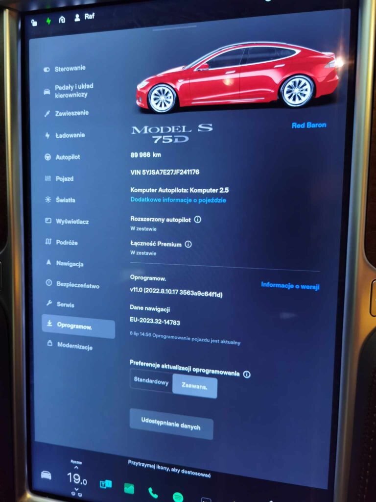 TESLA MODEL S 75D 2018 czerwona 32