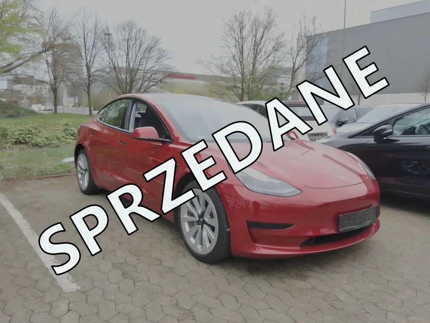 Samochody Elektryczne TESLA 12