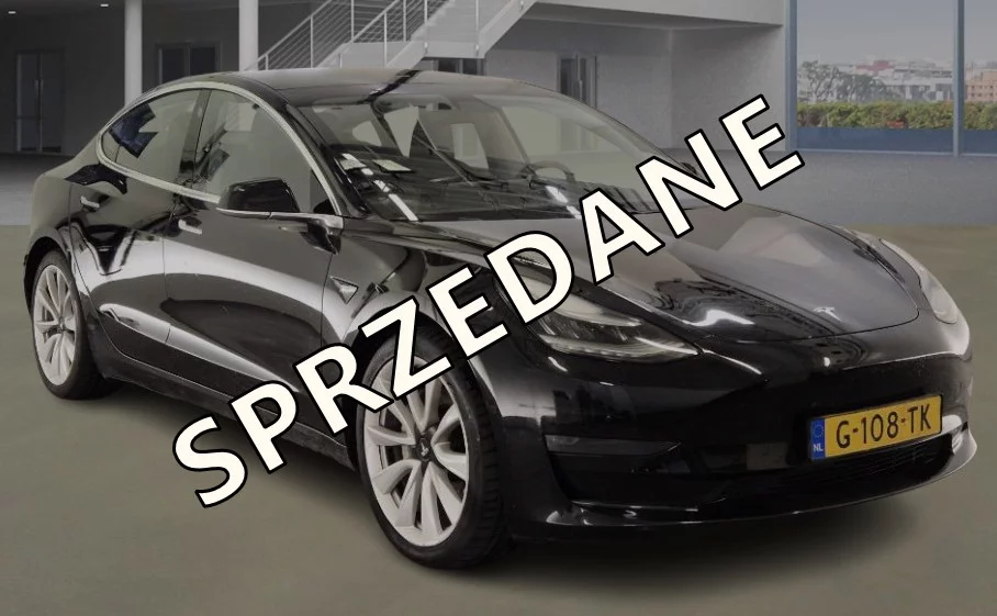 Samochody Elektryczne TESLA 4