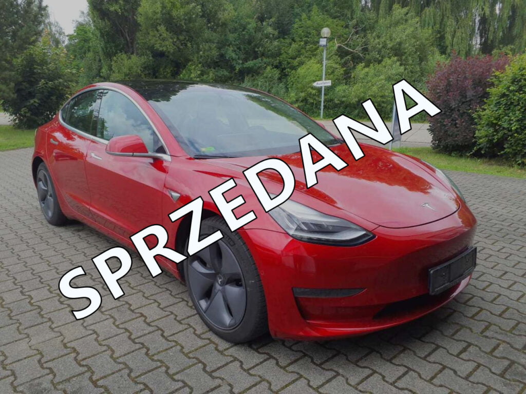 Samochody Elektryczne TESLA 5