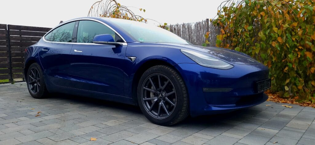 TESLA MODEL 3 LONG RANGE 2019 1