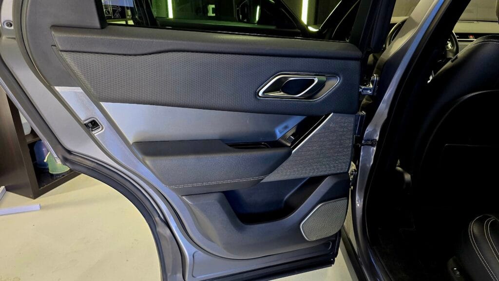 Range Rover Velar 3.0 V6 10 Range Rover Velar 3.0 V6 10