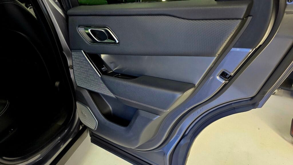 Range Rover Velar 3.0 V6 31 Range Rover Velar 3.0 V6 31