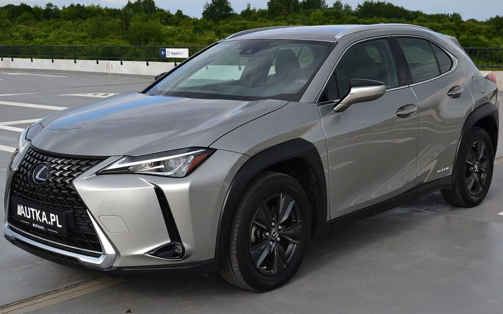 Lexus UX250h - crossover prawie idealny